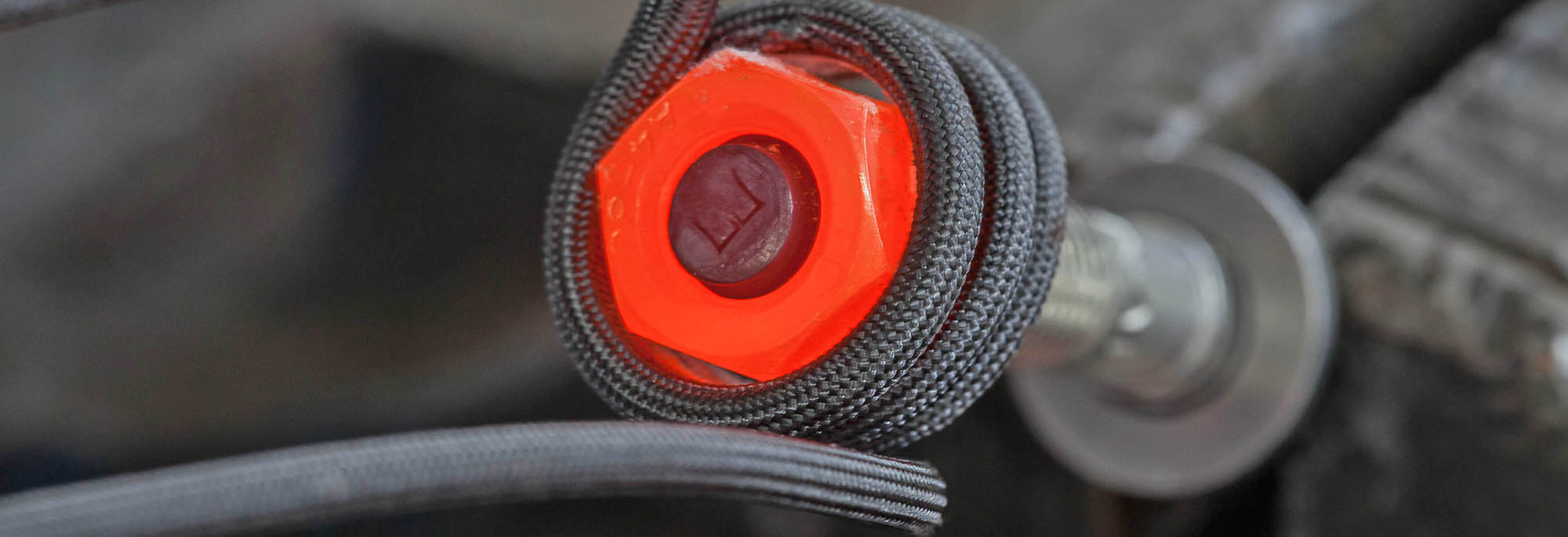 Induction heater for bolts, nuts and bearings